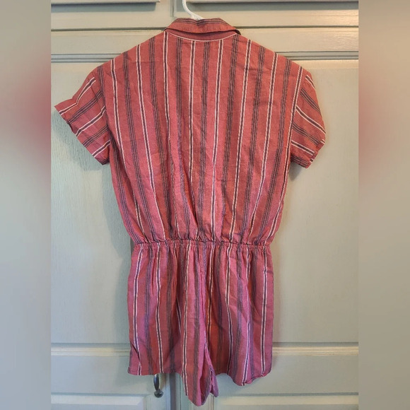 Abercrombie Kids Rusty Pink Striped Shoet Sleeve Romper - Picture 2 of 5